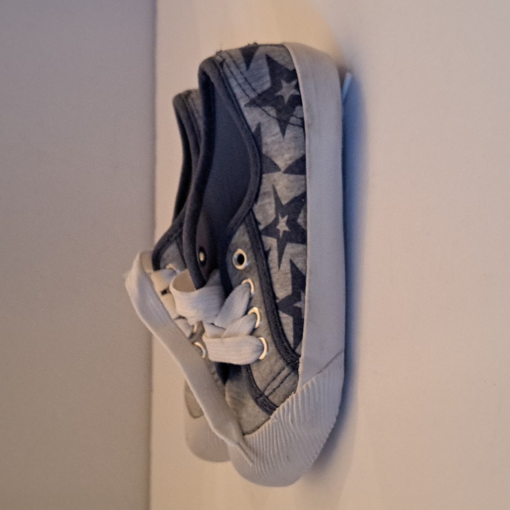 Mini Boden size 29 US 10.5 blue star sneakers